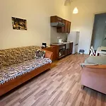 בית הארחה Riverside *