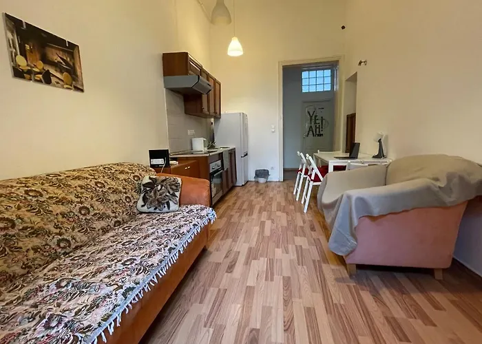 招待所 Riverside *