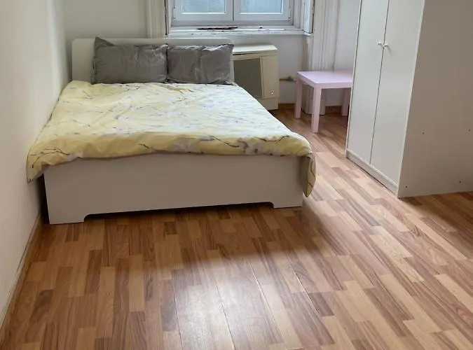 招待所 Riverside *